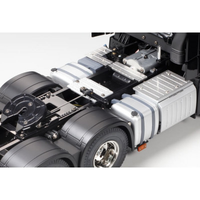 Tamiya Mercedes Benz Actros 3633 6x4 Pearl Blue Edition 56354