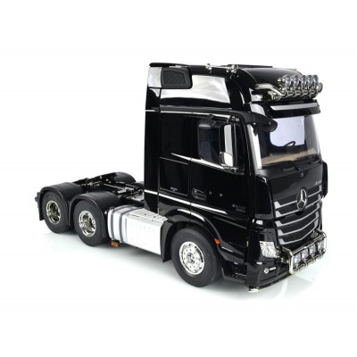 Tamiya Mercedes Benz Actros 3363 6x4 Gigaspace - 56348