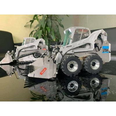 Lesu Aoue LT5 Hydraulic Bobcat 1/14