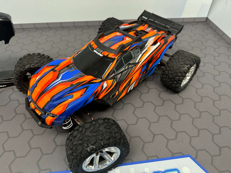  occasion traxxas rustler 4x4 vxl oranje