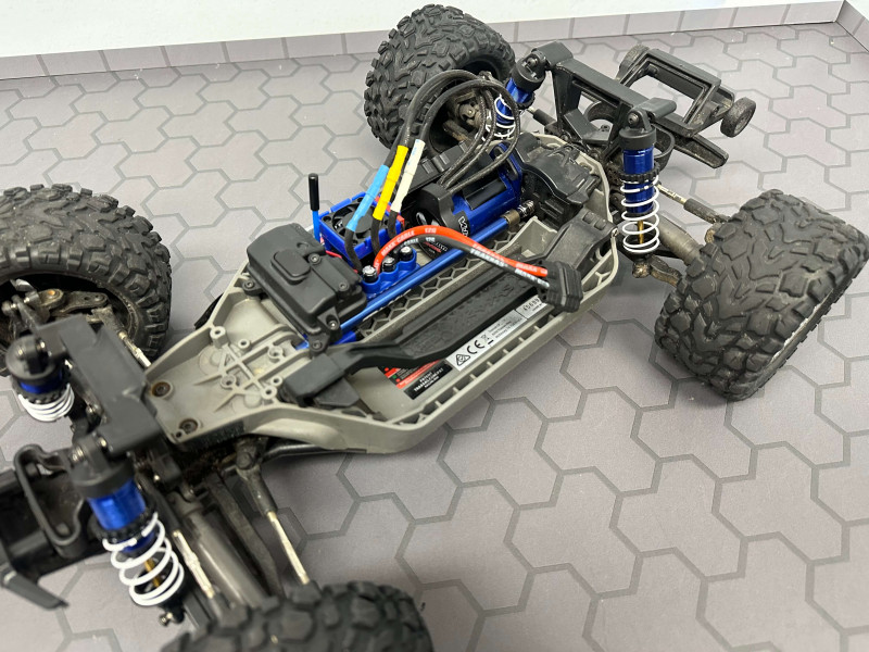  occasion traxxas rustler 4x4 vxl oranje