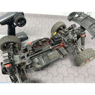 occassion Arrma typhon 3s v3 RTR