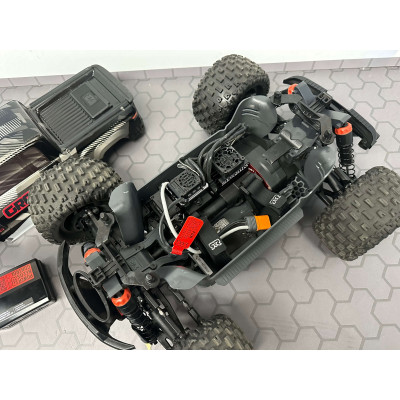 Occasion Arrma granite 223s