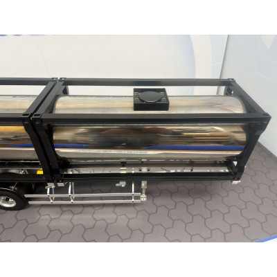 Lesu 40ft trailer met 2x 20ft vloeistof container