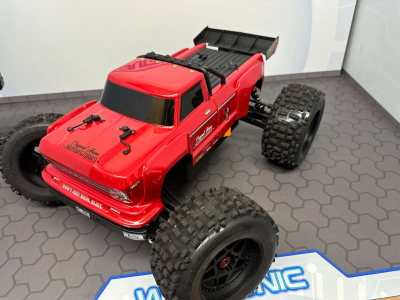 Occasion - ARRMA Notorious 6S met Accu 1/8 - Nieuwstaat!