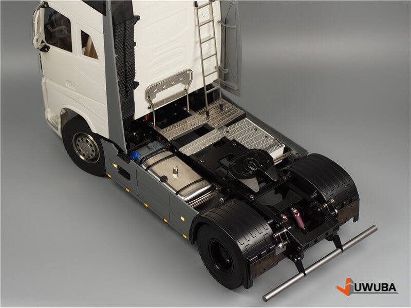 Juwuba Sideskirts Tamiya Volvo FH16 4x2 met Verlichting 1/14