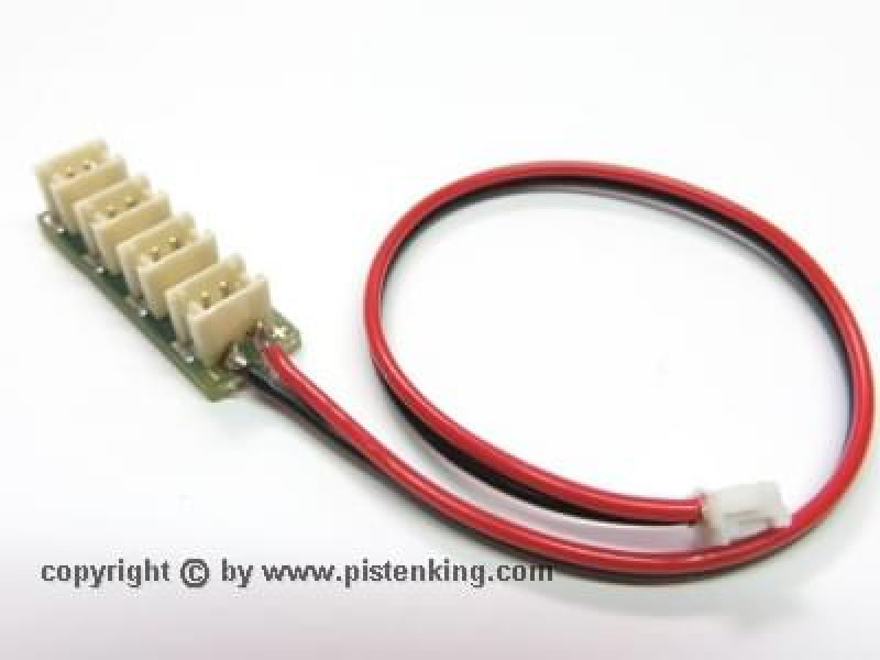 Pistenking Kingbus 4-Way Splitter with 15cm Cable