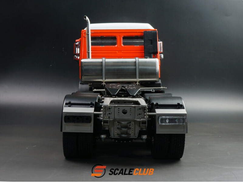 Scaleclub MAN F2000 Metalen 8x4 Chassis met Cabine 1/14