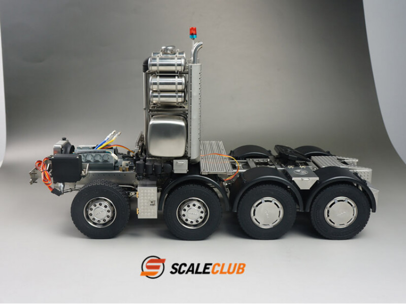 Scaleclub MAN F2000 Metalen 8x6 SLT Chassis met Cabine 1/14