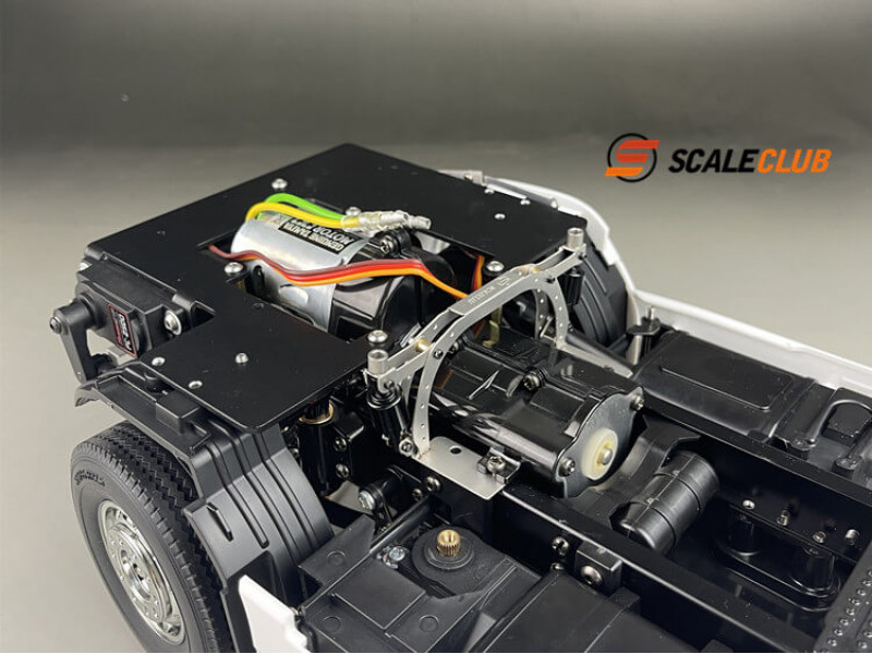 Scaleclub Bodemplaat met Binnencabine Scania S770 (1/14)