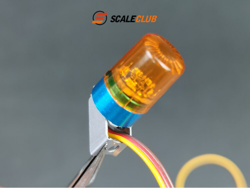 Scaleclub Zwaailicht Oranje 10mm met Beugel 1/14