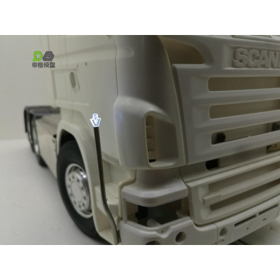 WTE Scania Pole Boundary Lights 93mm White V8 Logo 1/14