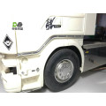 WTE Alu Cabine Sidebars met Witte Verlichting Scania R470/R620 1/14