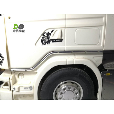 WTE Alu Cabin Sidebars with Orange LED's Scania R470/R620 1/14