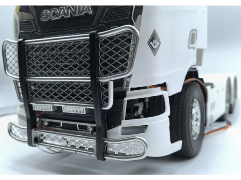 WTE Metalen Bullbar voor Tamiya Scania 770S met LED Balken 1/14