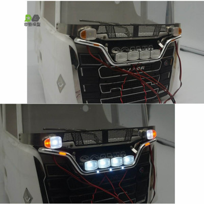WTE Grill Lightbar with 4 Beamlights for Scania 770S 1/14 - Silver